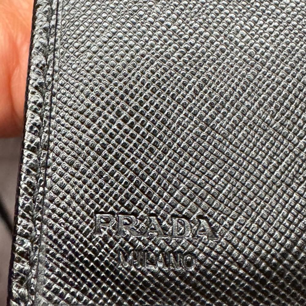Prada Saffiano leather flap wallet with COA EUC - Picture 15 of 15